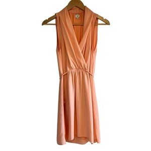 Wilfred Sabine sleeveless mini dress in light peach size XS excellent condition